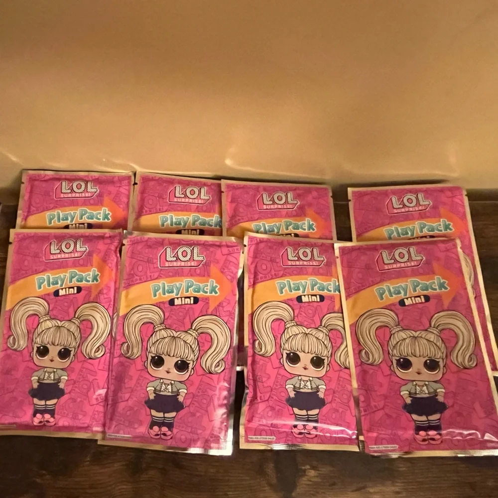 L.O.L. Surprise! Pink Mini Play Pack of 8 Birthday Party Favor New